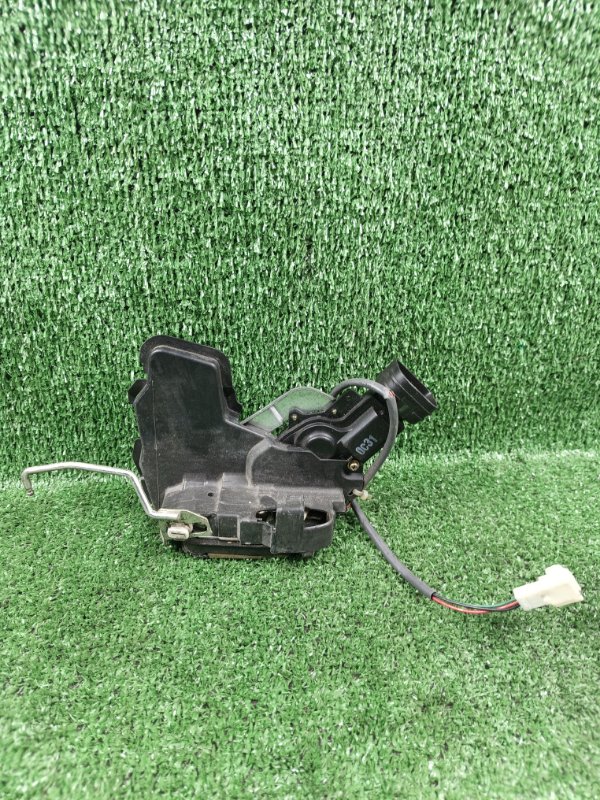 Замок двери Toyota Camry Gracia SXV20 5S-FE 2000 передний правый (б/у)