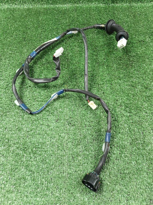 Проводка двери Toyota Camry Gracia SXV20 5S-FE 2000 задняя правая (б/у)