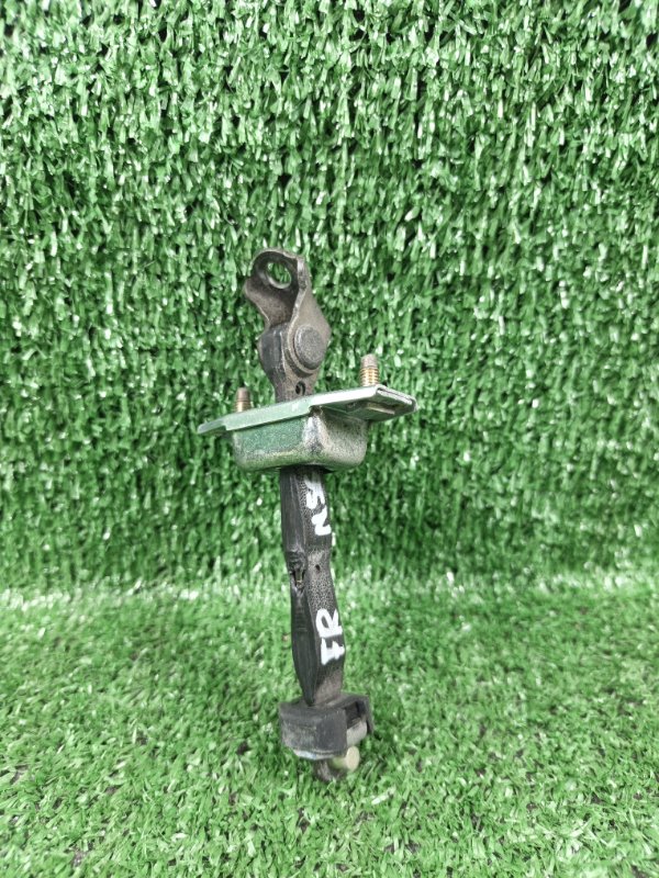 Ограничитель двери Toyota Camry Gracia SXV20 5S-FE 2000 передний правый (б/у)