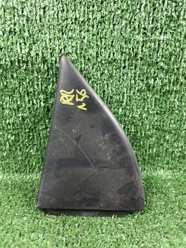 Накладка на дверь Toyota Camry Gracia SXV20 5S-FE 2000 задняя правая (б/у)