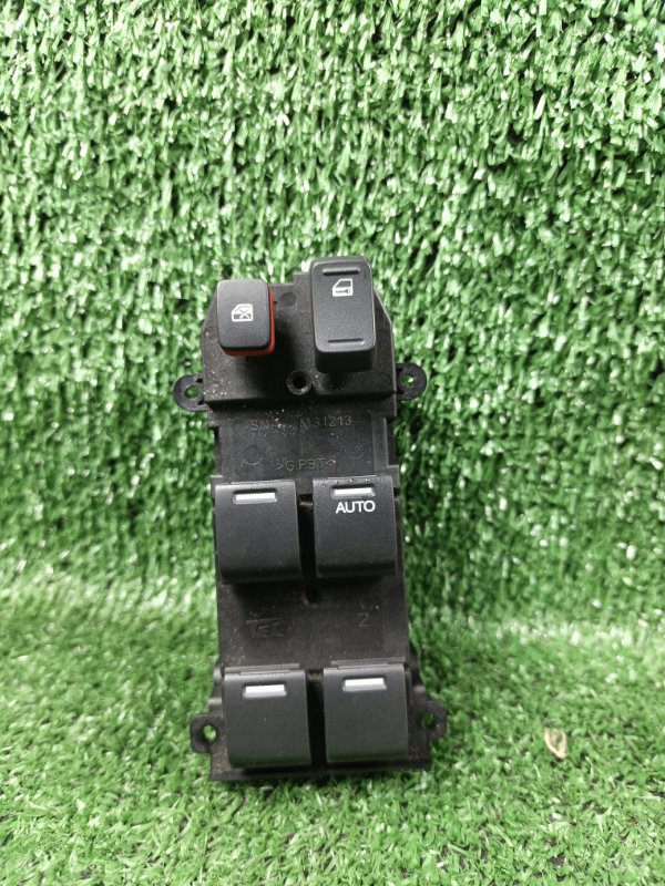 Блок управления стеклоподъемниками Honda CR-V RE4 K24A 2007 передний правый (б/у)