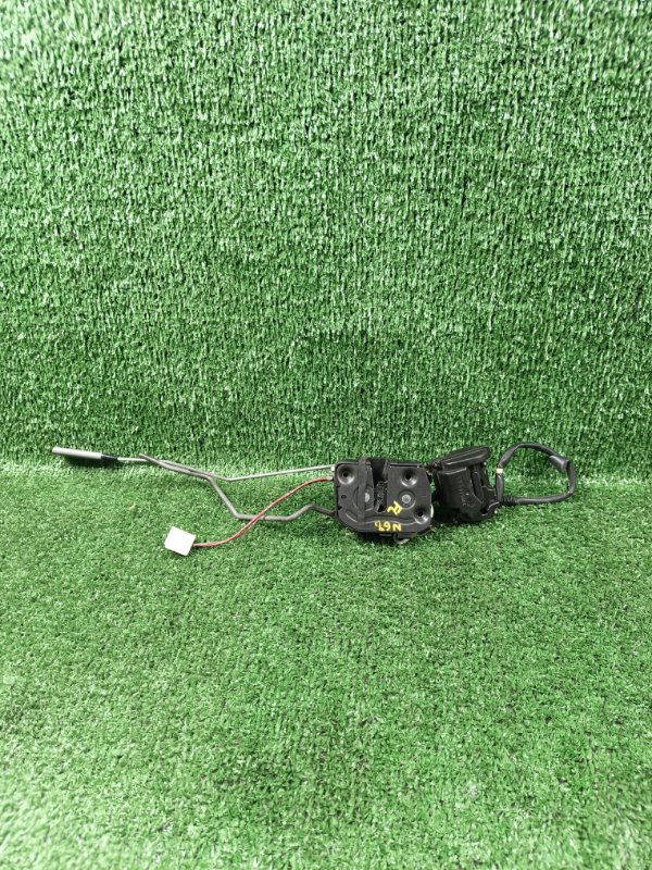 Замок двери Mazda Premacy CP8W FP 2003 передний левый (б/у)