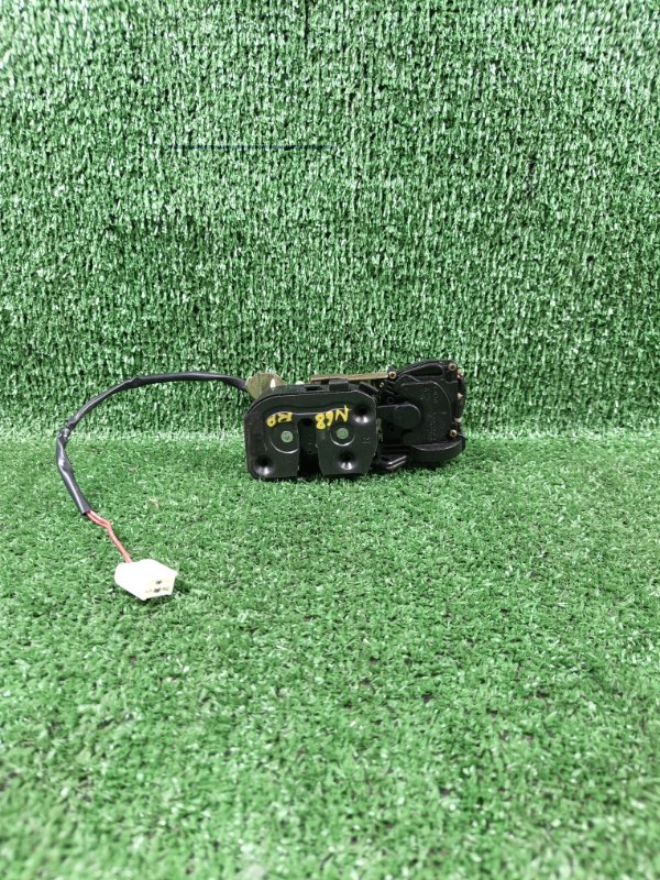 Замок двери Mazda Premacy CP8W FP 2003 задний правый (б/у)