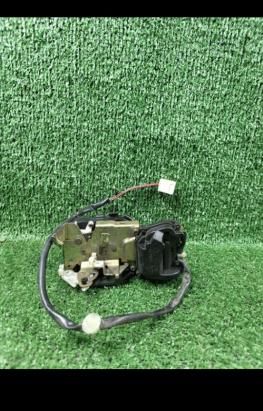 Замок двери Mazda Premacy CP8W FP 2003 задний левый (б/у)