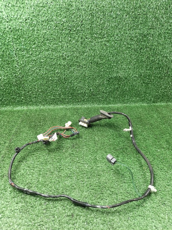 Проводка двери Mazda Premacy CP8W FP 2003 задняя правая (б/у)