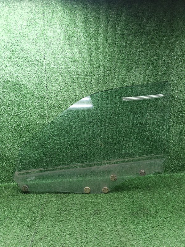 Стекло двери Toyota Mark II GX100 1G-FE 1999 переднее левое (б/у)