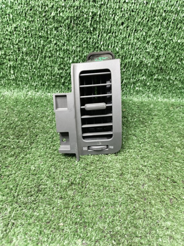 Воздуховод центральный Nissan X-Trail TNT31 QR25 2007 передний правый (б/у)