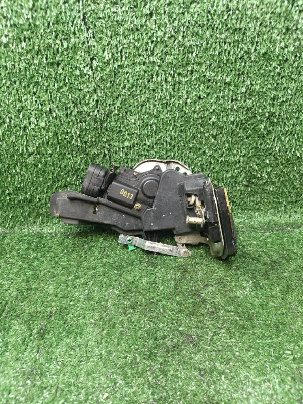 Замок двери Toyota Camry Gracia SXV20 5SFE 2000 задний правый (б/у)