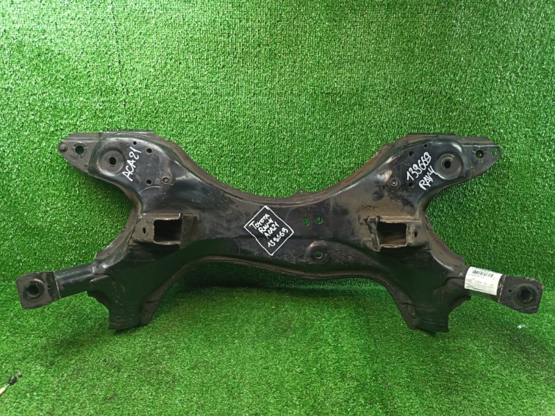 Балка поперечная Toyota RAV4 ACA21 передняя (б/у)