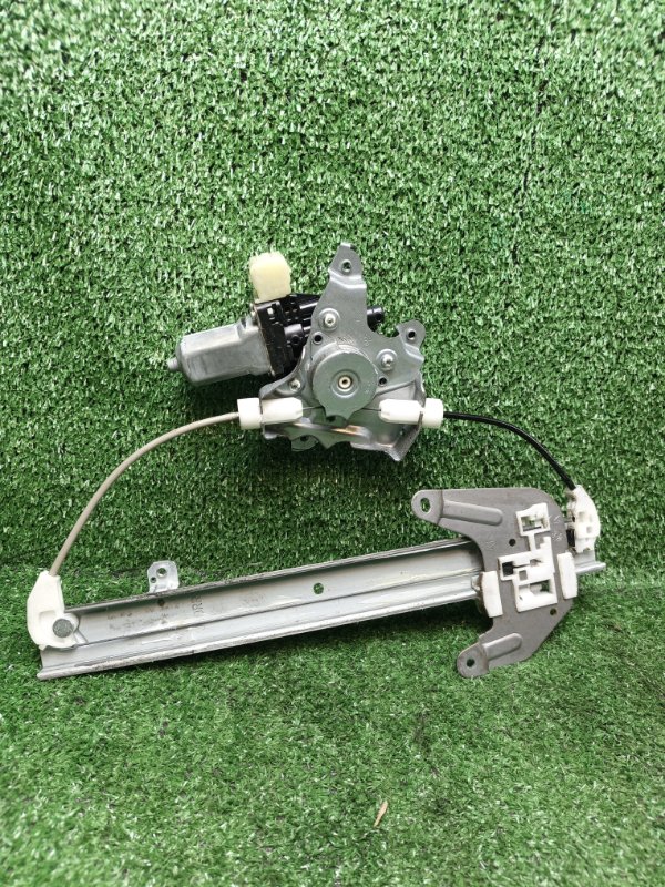 Стеклоподъемник Nissan X-Trail TNT31 QR25 2008 задний правый (б/у)