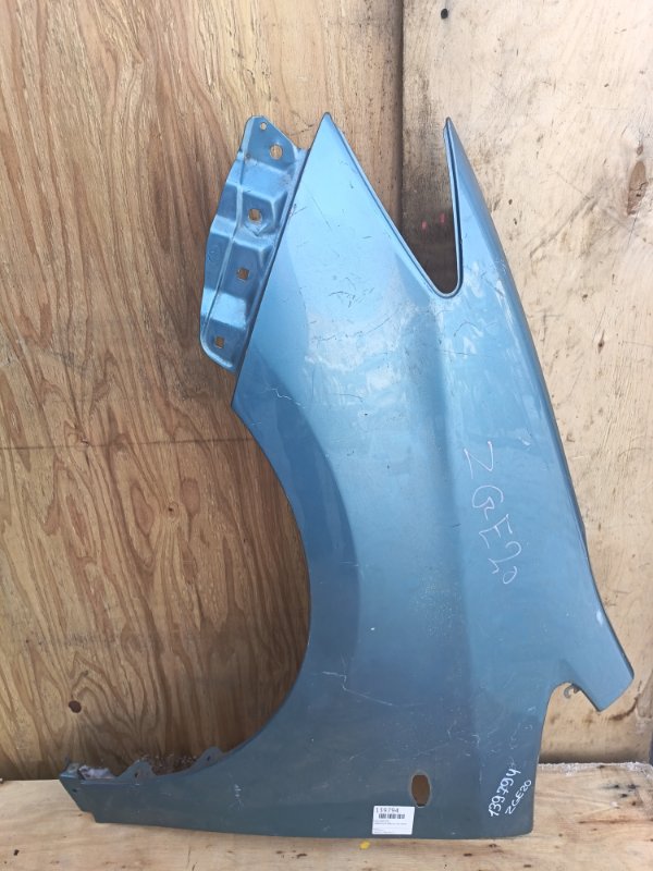 Крыло Toyota Wish ZGE20 переднее левое (б/у)