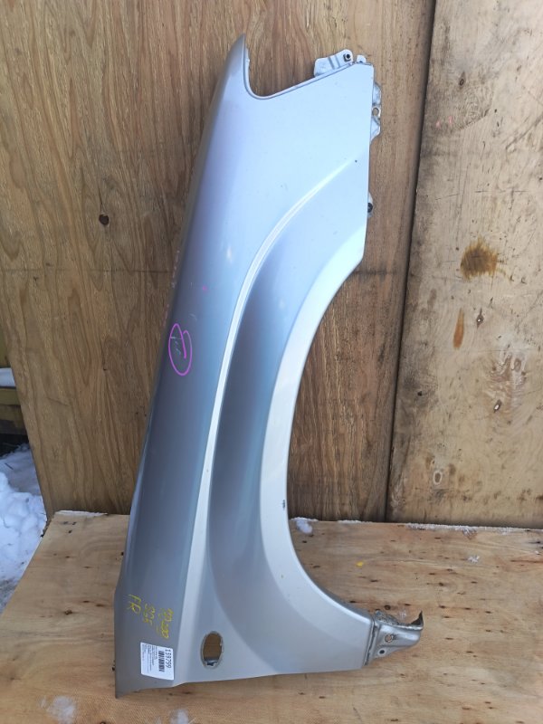 Крыло Subaru Forester SG5 переднее правое (б/у)