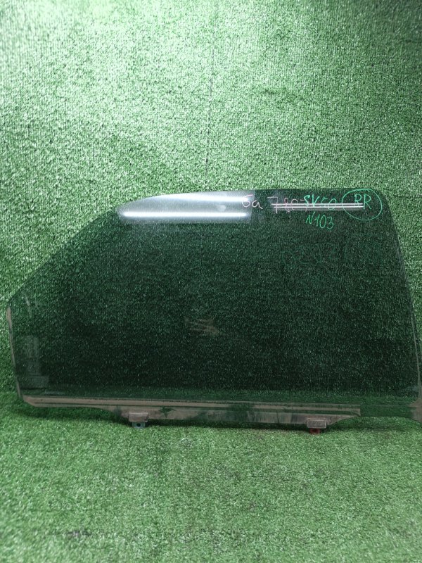 Стекло Toyota Vista Ardeo SV50 3S-FSE 1999 заднее правое (б/у)