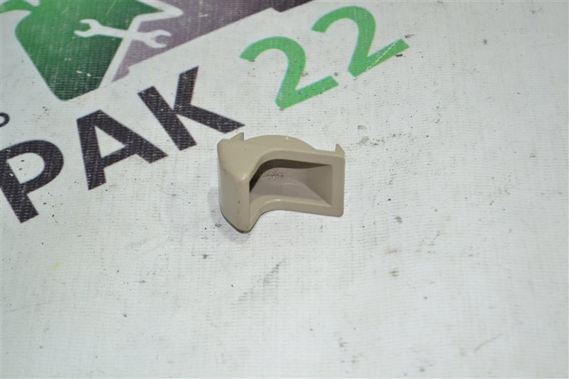 Заглушка Toyota Corolla NZE124 2000 (б/у)