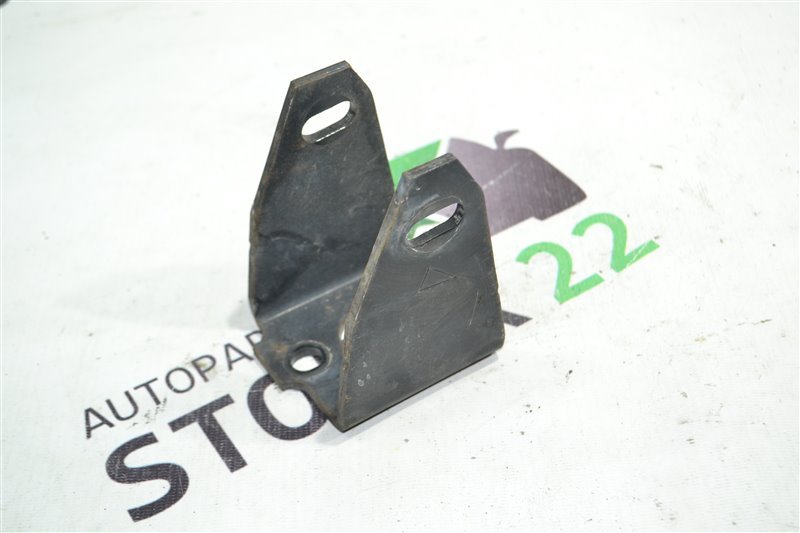 Кронштейн опоры ДВС Toyota Corolla NZE124 2000 передний (б/у)