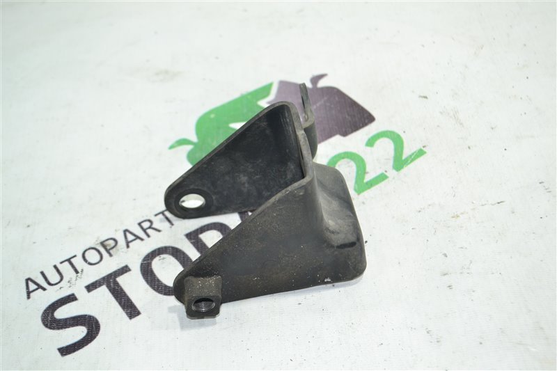 Кронштейн опоры ДВС Toyota Corolla NZE124 2000 задний (б/у)