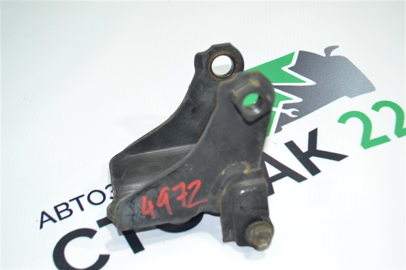 Кронштейн опоры ДВС Toyota Corolla NZE121 1NZ 2003 задний (б/у)