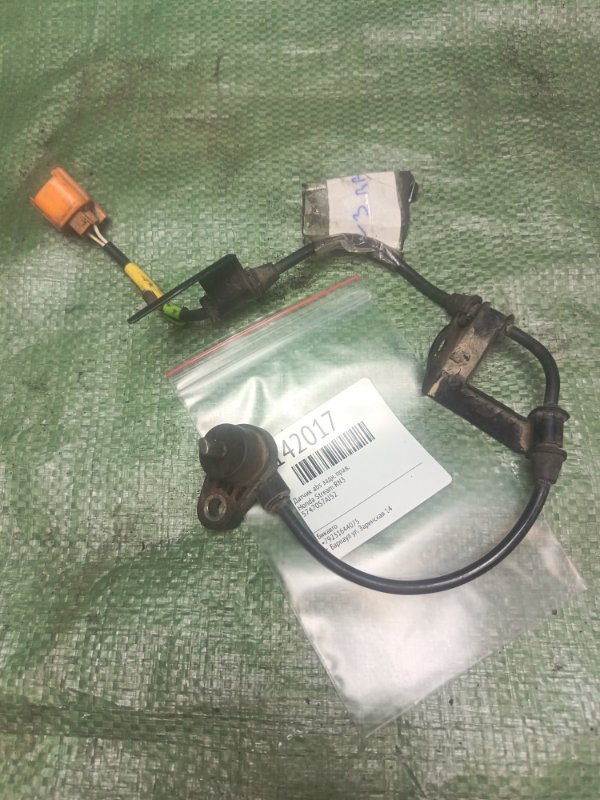 Датчик abs Honda Stream RN3 задний правый (б/у)