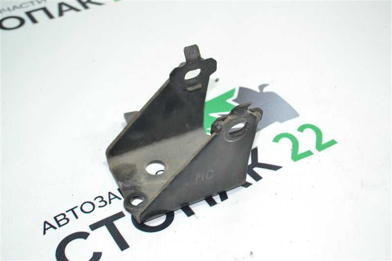 Кронштейн опоры ДВС Toyota Corolla Runx NZE121 1NZ 2005 левый (б/у)