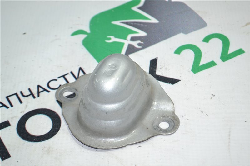Кронштейн бампера заднего Toyota Corolla Runx NZE121 1NZ 2005 (б/у)
