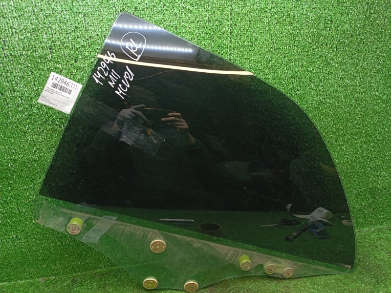 Стекло двери Toyota Windom MCV21 2MZFE 1999 заднее левое (б/у)