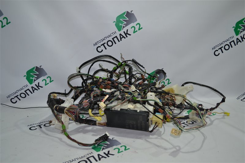 Проводка под торпеду Toyota Corolla NZE121 1NZ 2003 (б/у)