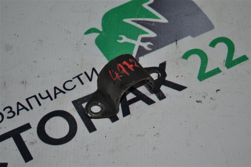 Крепление стабилизатора Toyota Corolla NZE121 1NZ 2003 (б/у)
