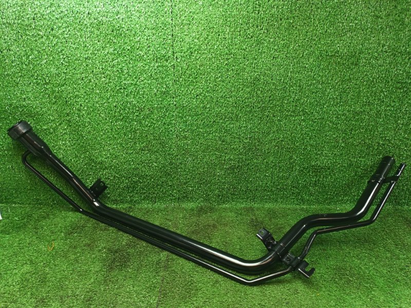 Горловина топливного бака Toyota Land Cruiser HDJ100