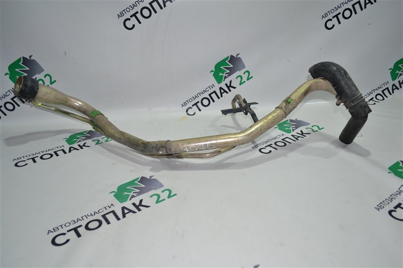 Горловина топливного бака Toyota Allex NZE121-5076817 1NZ 2004 (б/у)
