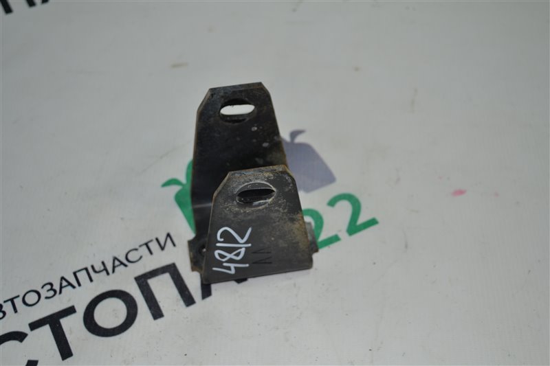 Кронштейн опоры ДВС Toyota Runx NZE121 1NZ 2003 передний (б/у)
