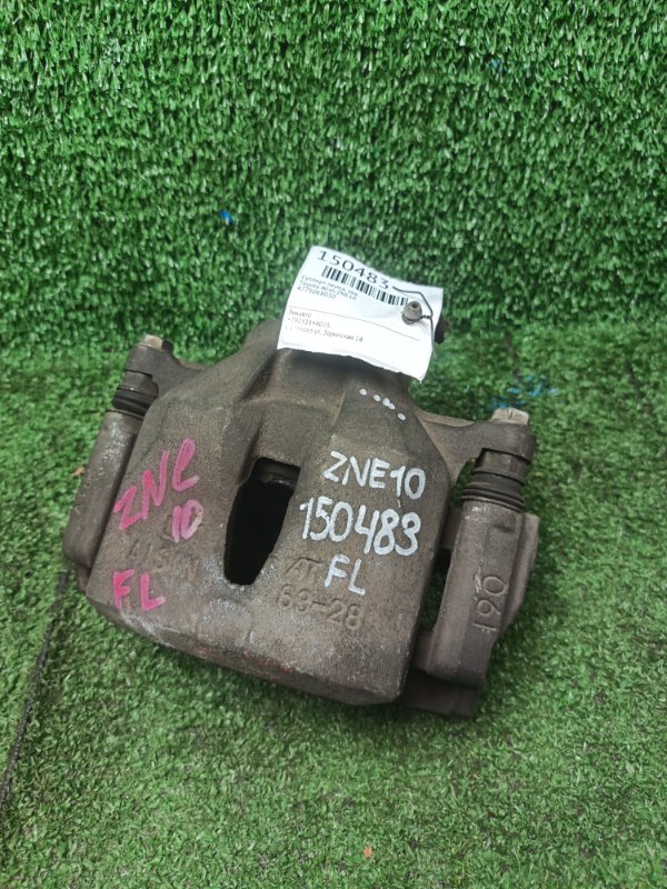 Суппорт передний левый Toyota Wish ZNE10 4775068010 контрактная