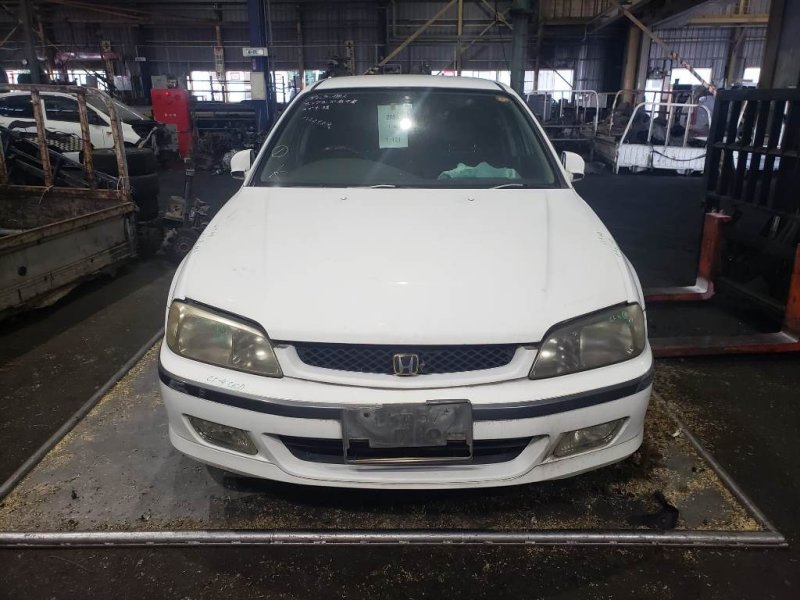 Автомобиль Honda Torneo CF4 F20B 1999 года в разбор