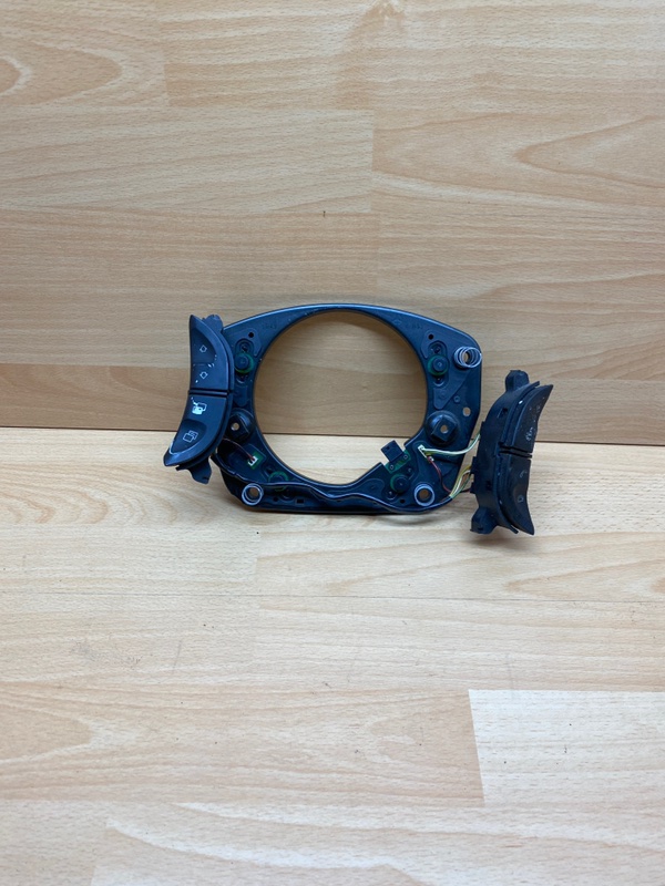 Кнопки на руль Mercedes S A2208210679 Б/У