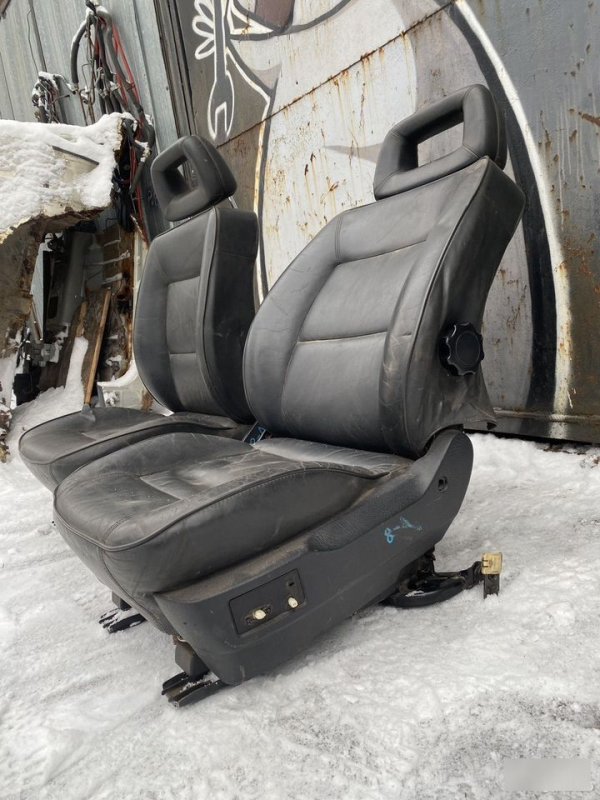 Кресло переднее V8 1988-1994