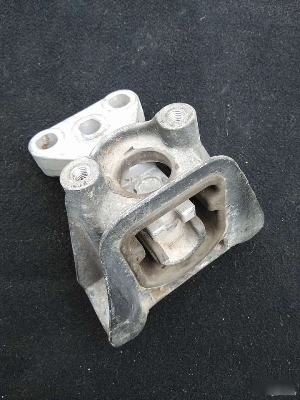 Подушка АКПП Civic 4D