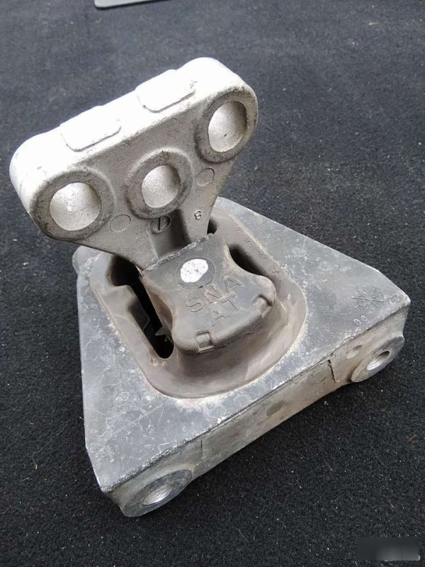 Подушка АКПП Honda Civic 4D