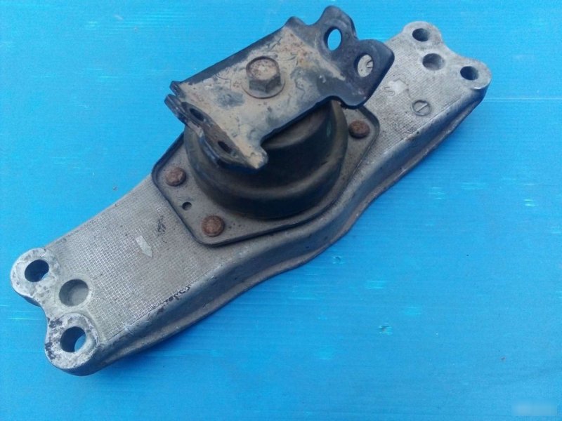 Опора ДВС LS460