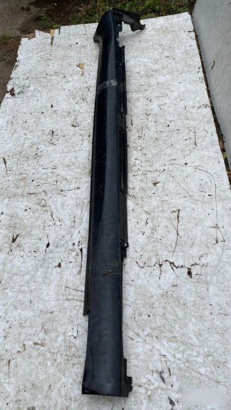 Накладка порога левая LS460