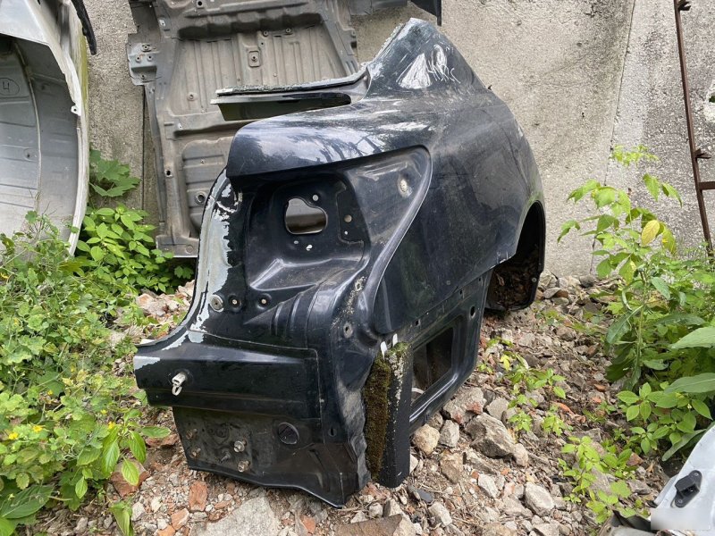 Крыло заднее правое LS460 2006-2009