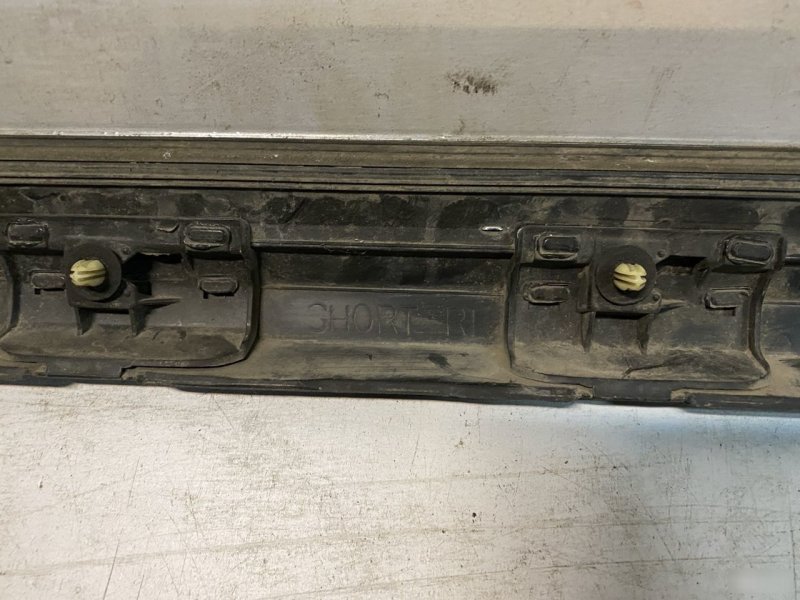 Накладка двери задняя правая LS460