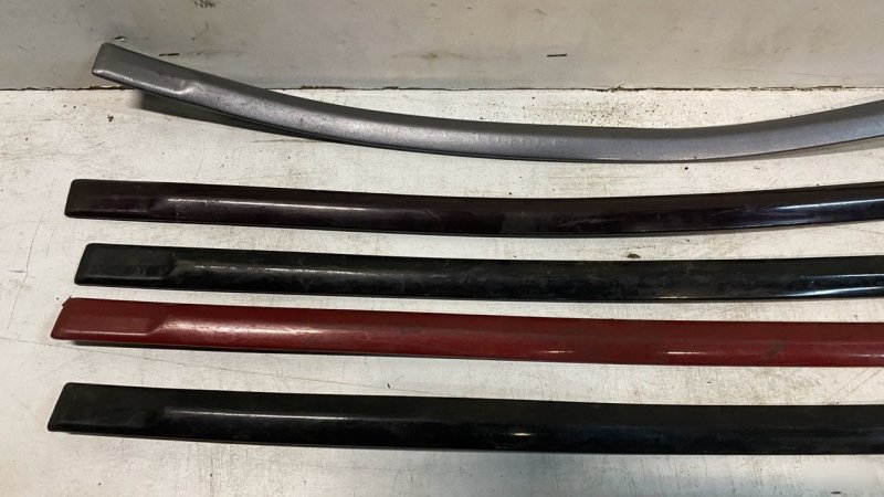 Молдинг двери задний 3 BK