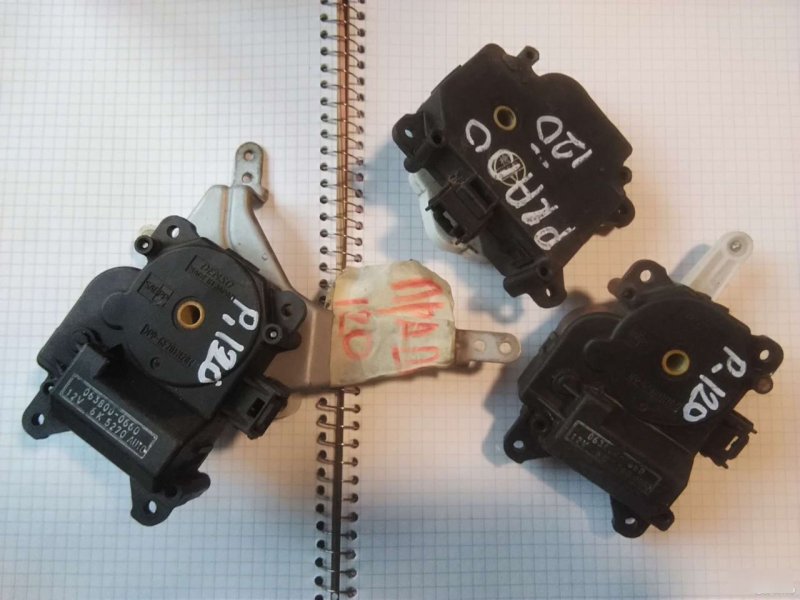 Сервопривод заслонки отопителя Toyota Land Cruiser Prado 120 8710635120 Б/У