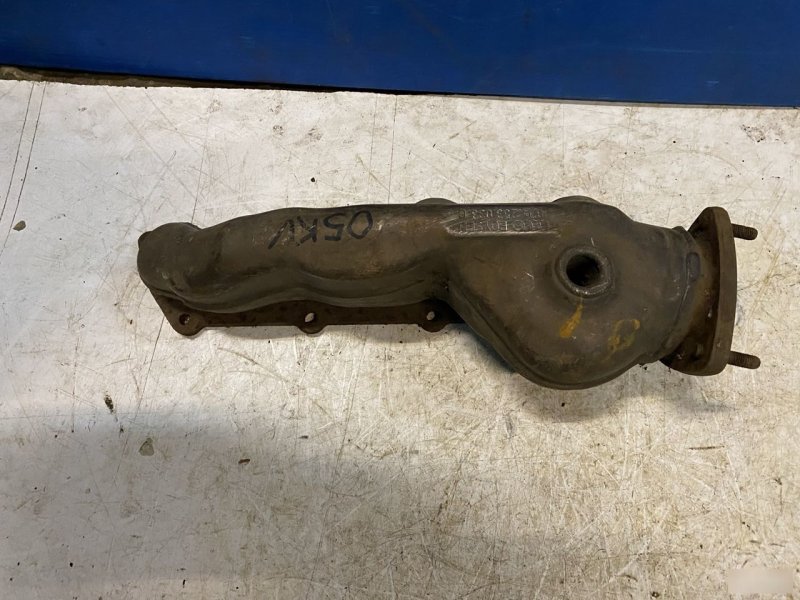 Запчасть коллектор выпускной левый Audi A6 C6 079253033C Б/У Коллектор выпускной левый Audi A6 C6 079253033C Б/У