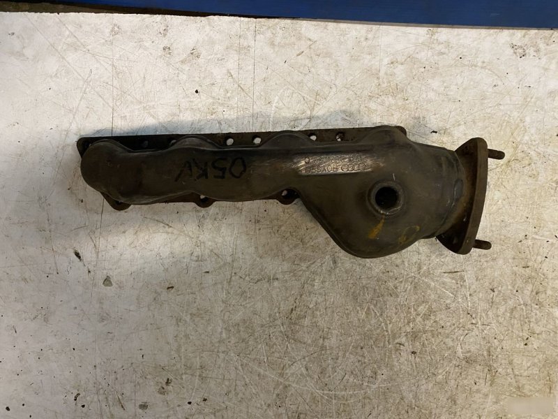 Коллектор выпускной левый A6 C6 Коллектор выпускной левый A6 C6