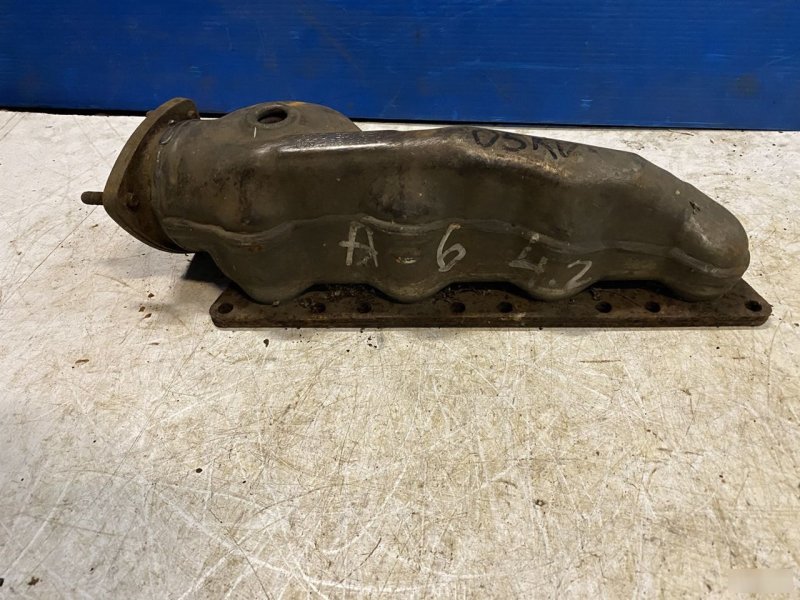 Коллектор выпускной левый A6 C6 Коллектор выпускной левый A6 C6