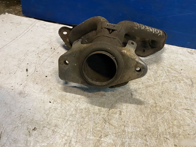 Коллектор выпускной Nissan Qashqai J10