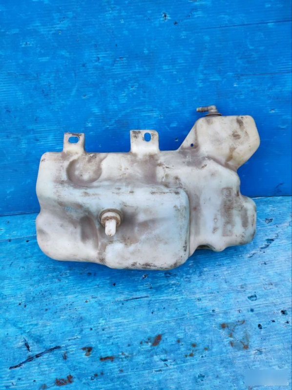 Бачок стеклоомывателя BMW 5 1995-2000 E39 8364941A Б/У