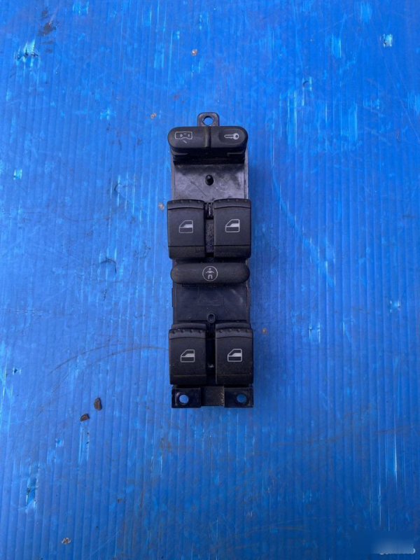 Блок управления стеклоподъемниками Volkswagen Passat B5 1J4959857A Б/У