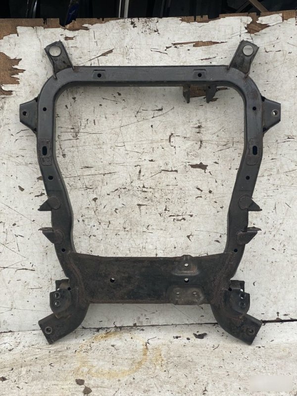 Подрамник Saturn Vue 2001-2007 Б/У