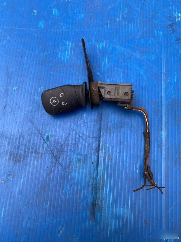 Подрулевой переключатель BMW 5 2000-2004 E39 61318352849 Б/У